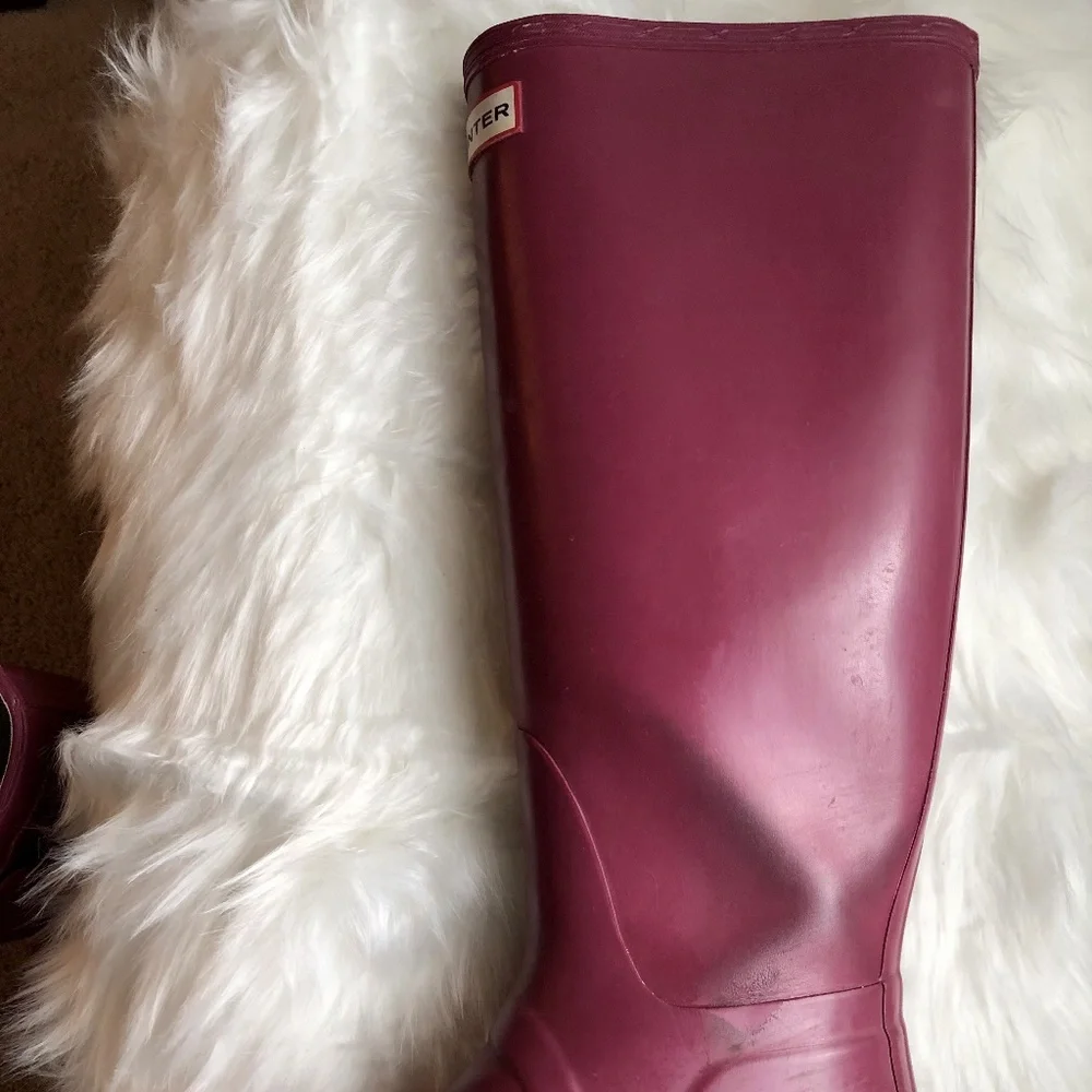 Tall Hunter Rain Boots, Size 9, Raspberry - Picture 7 of 13